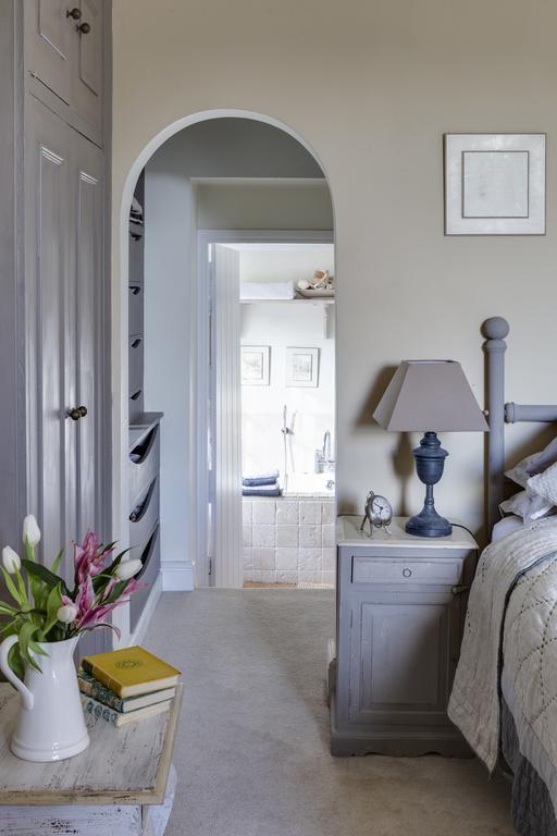 Roundhill Farmhouse Kelston Стая снимка