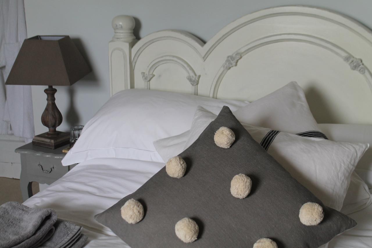 Roundhill Farmhouse Kelston Екстериор снимка